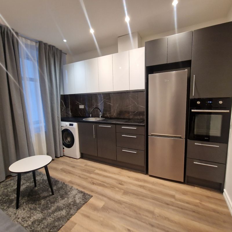 Commercial apartment building in Riga, Latvia, 610 m² - picture 1