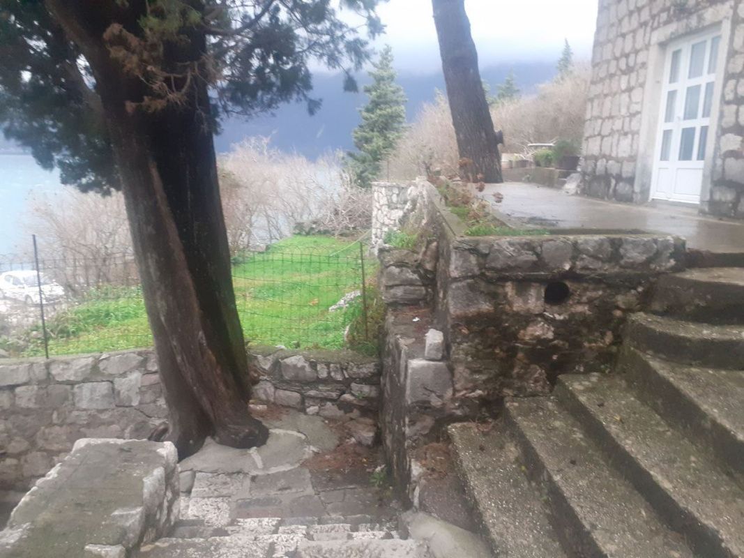 Casa en Perast, Montenegro, 120 m² - imagen 2