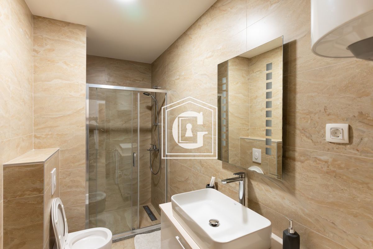 Piso en Budva, Montenegro, 56 m² - imagen 4