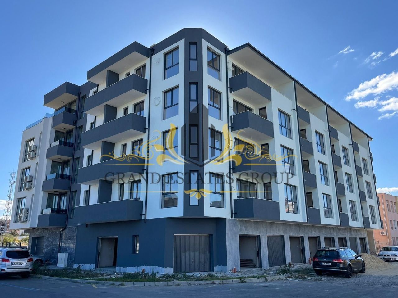 Appartement à Pomorie, Bulgarie, 64.65 m² - image 1