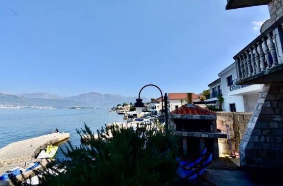 Casa en Krasici, Montenegro, 210 m² - imagen 3