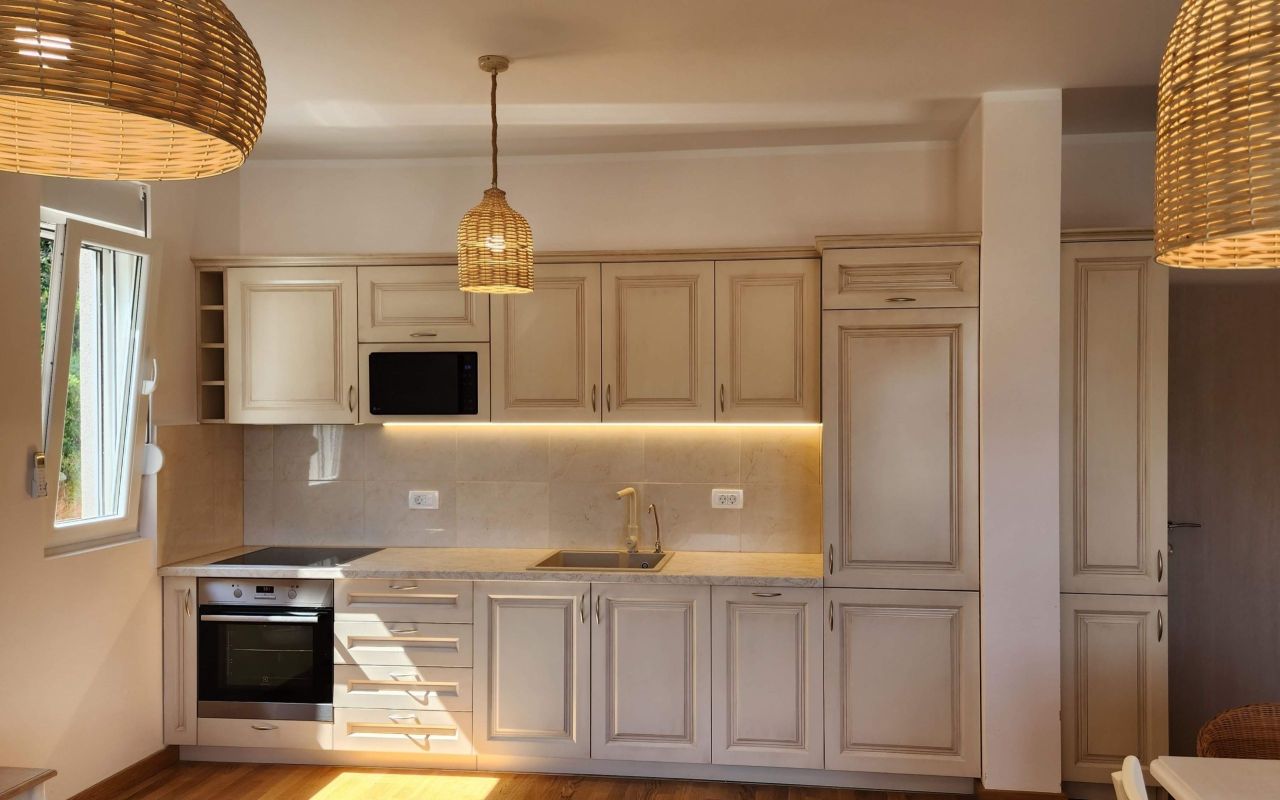 Flat in Budva, Montenegro, 65 m² - picture 12