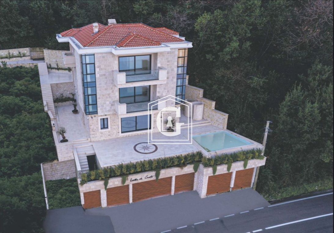 Villa a Kotor, Montenegro, 572 m² - foto 2