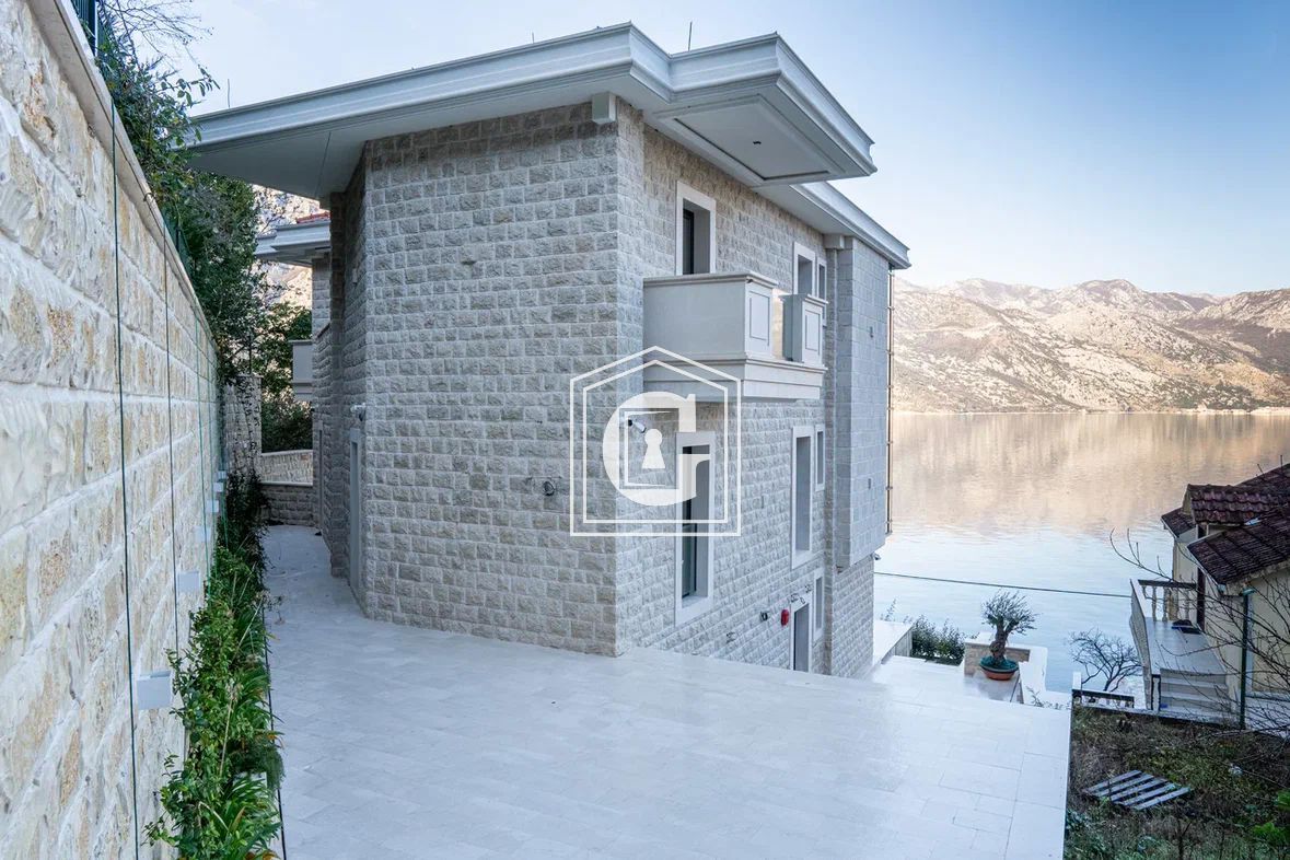Villa a Kotor, Montenegro, 572 m² - foto 6