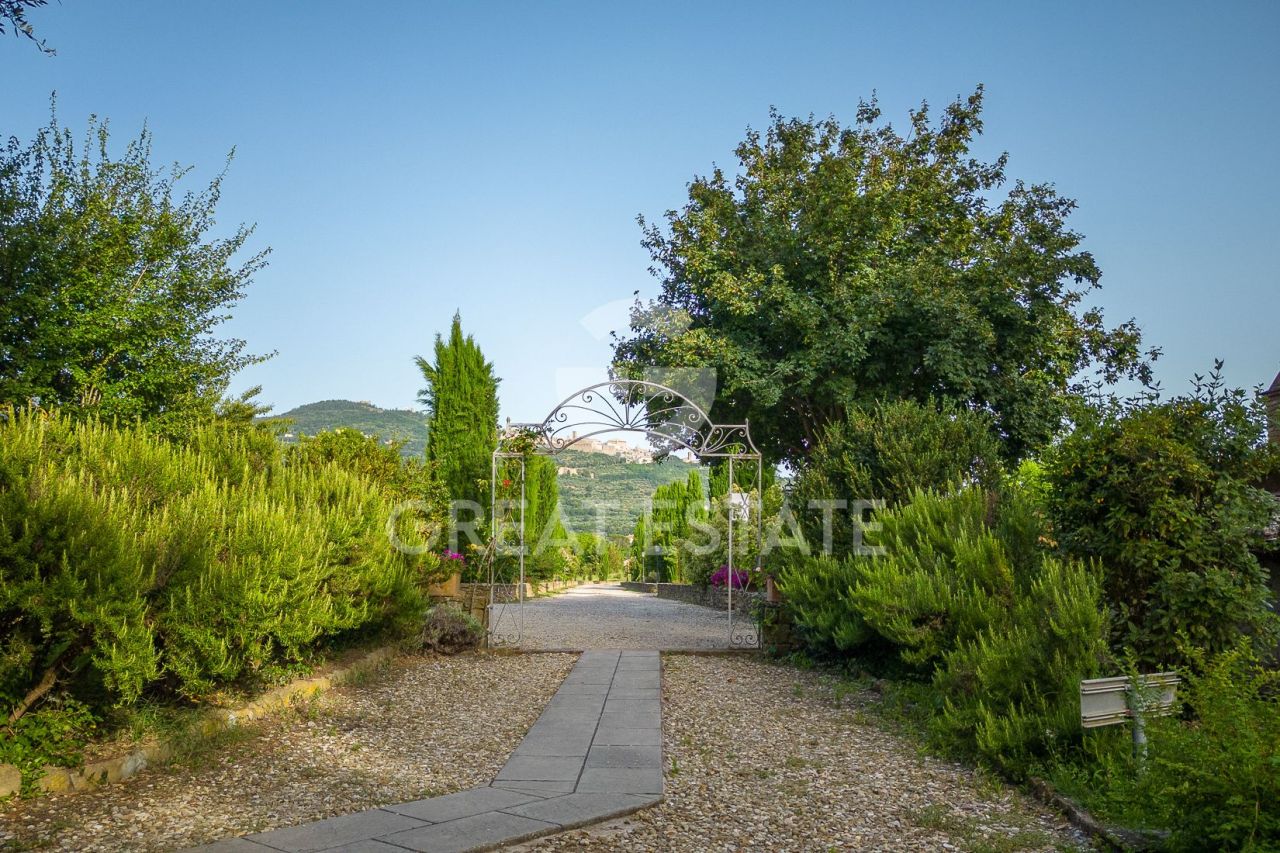 Casa en Cortona, Italia, 944 m² - imagen 18