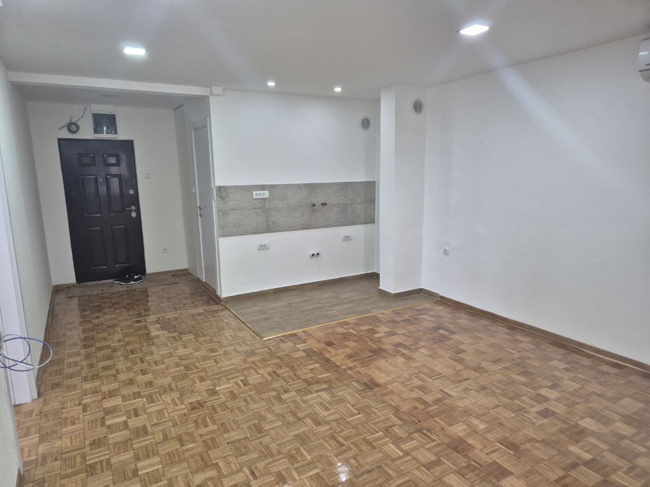 Piso en Barajevo, Serbia, 65 m² - imagen 17