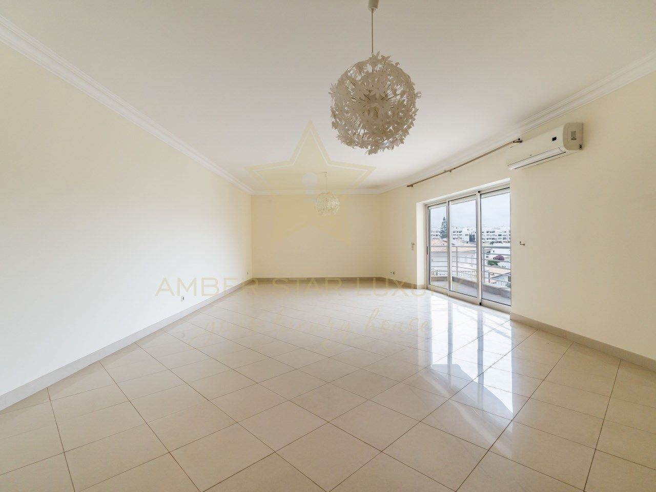 Apartment in Quarteira, Portugal, 147 m² - picture 6