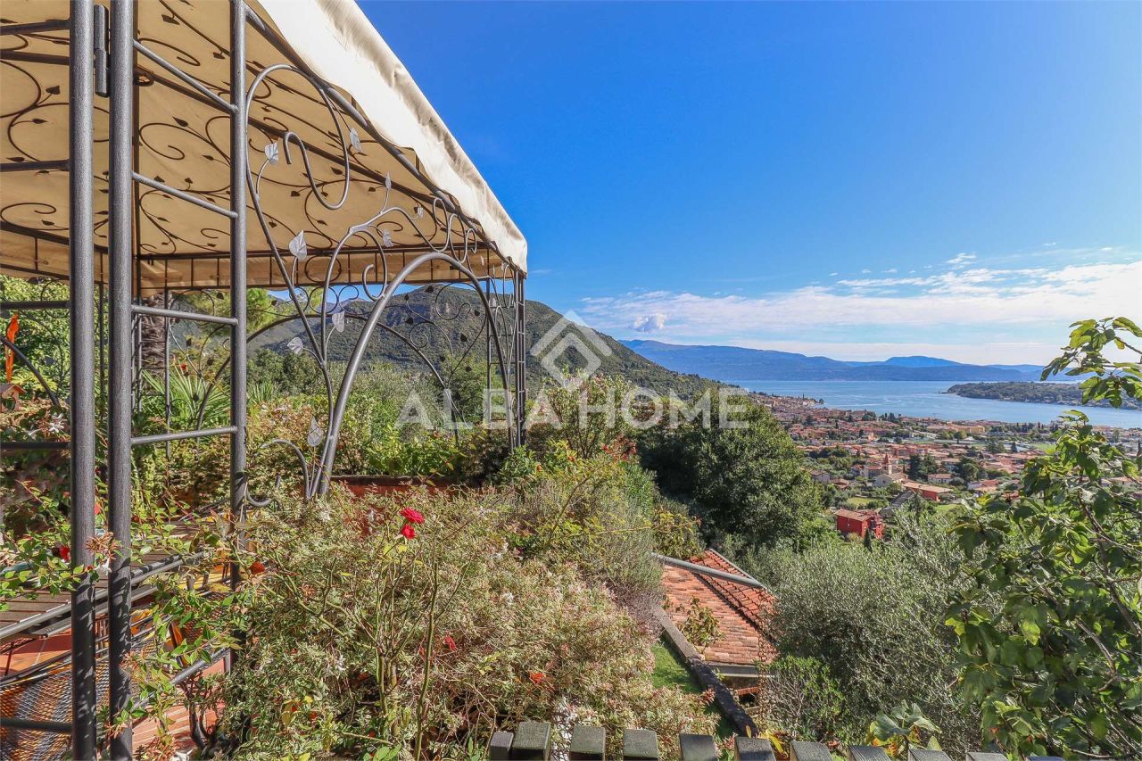 Villa Via Europa, Italie, 500 m² - image 2