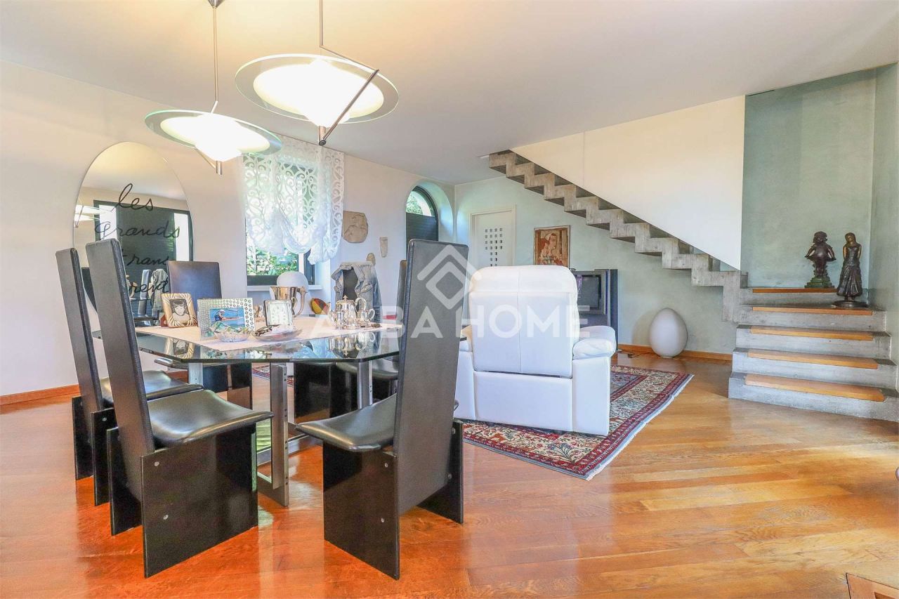 Villa Via Europa, Italie, 500 m² - image 4