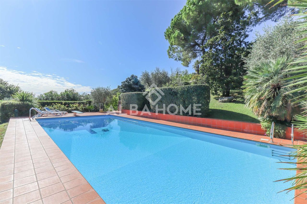 Villa Via Europa, Italie, 500 m² - image 13