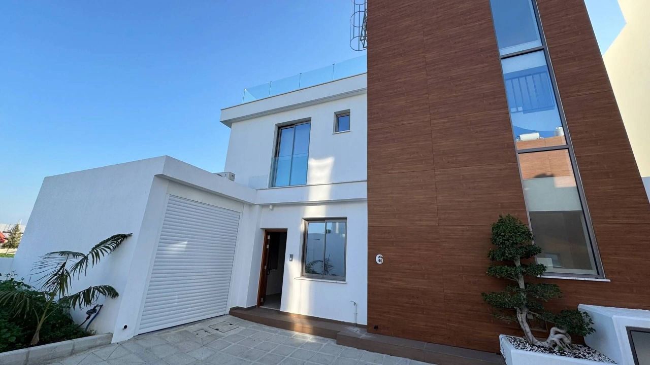 Haus in Larnaka, Zypern, 145 m² - Foto 1