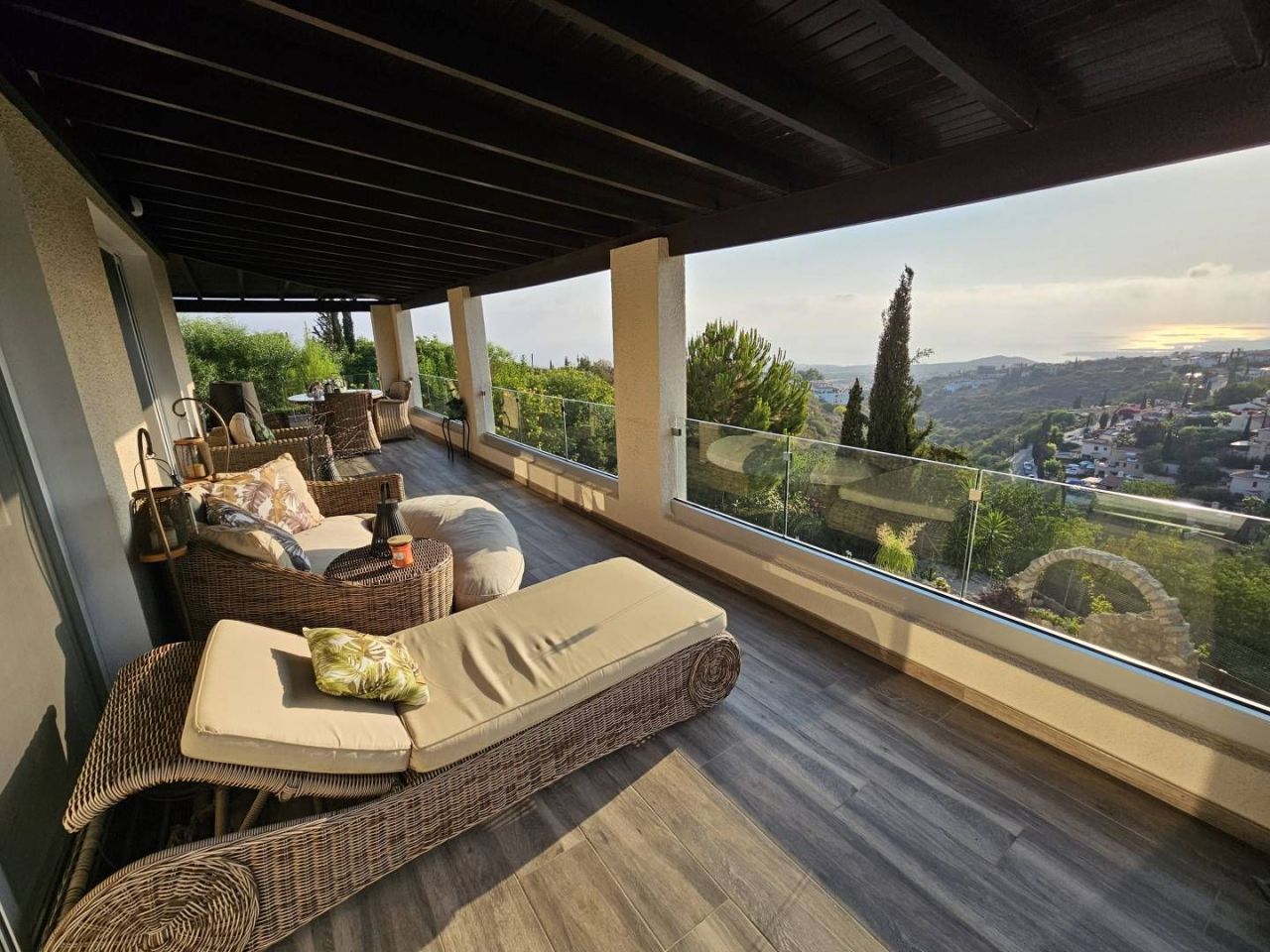House in Tala, Cyprus, 200 m² - picture 1