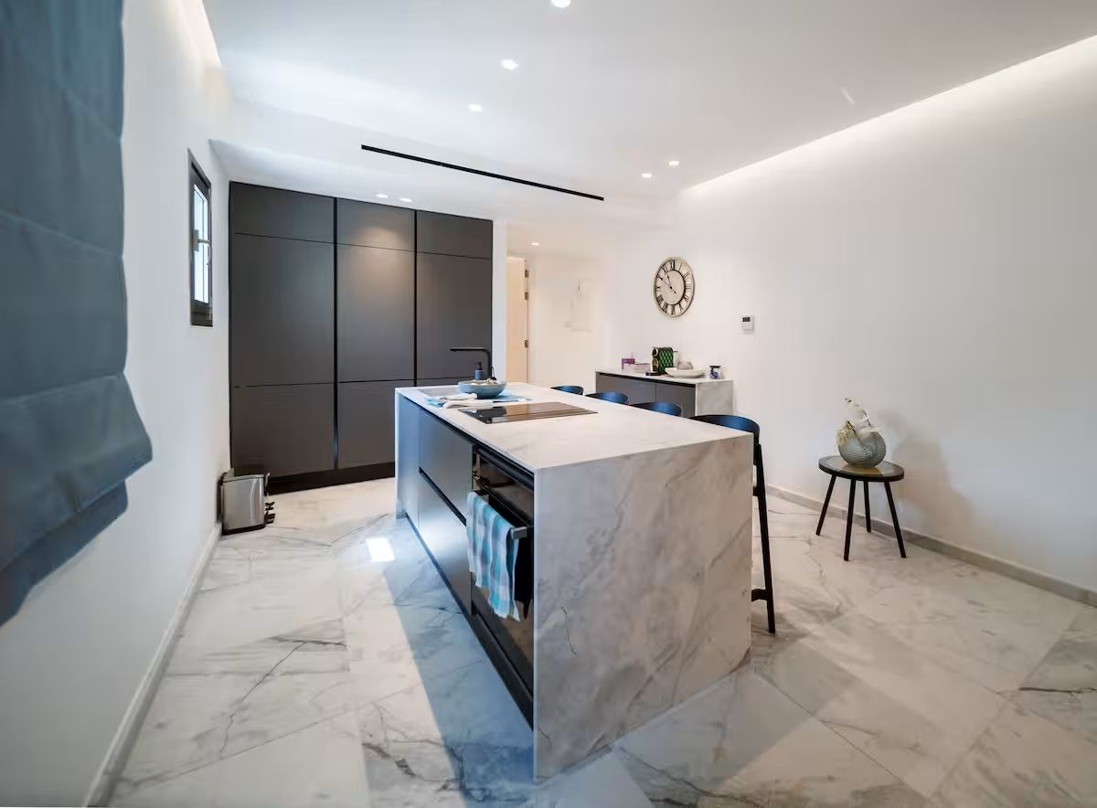 Appartamento sulla spiaggia di Finikoudes, Cipro, 73 m² - foto 3