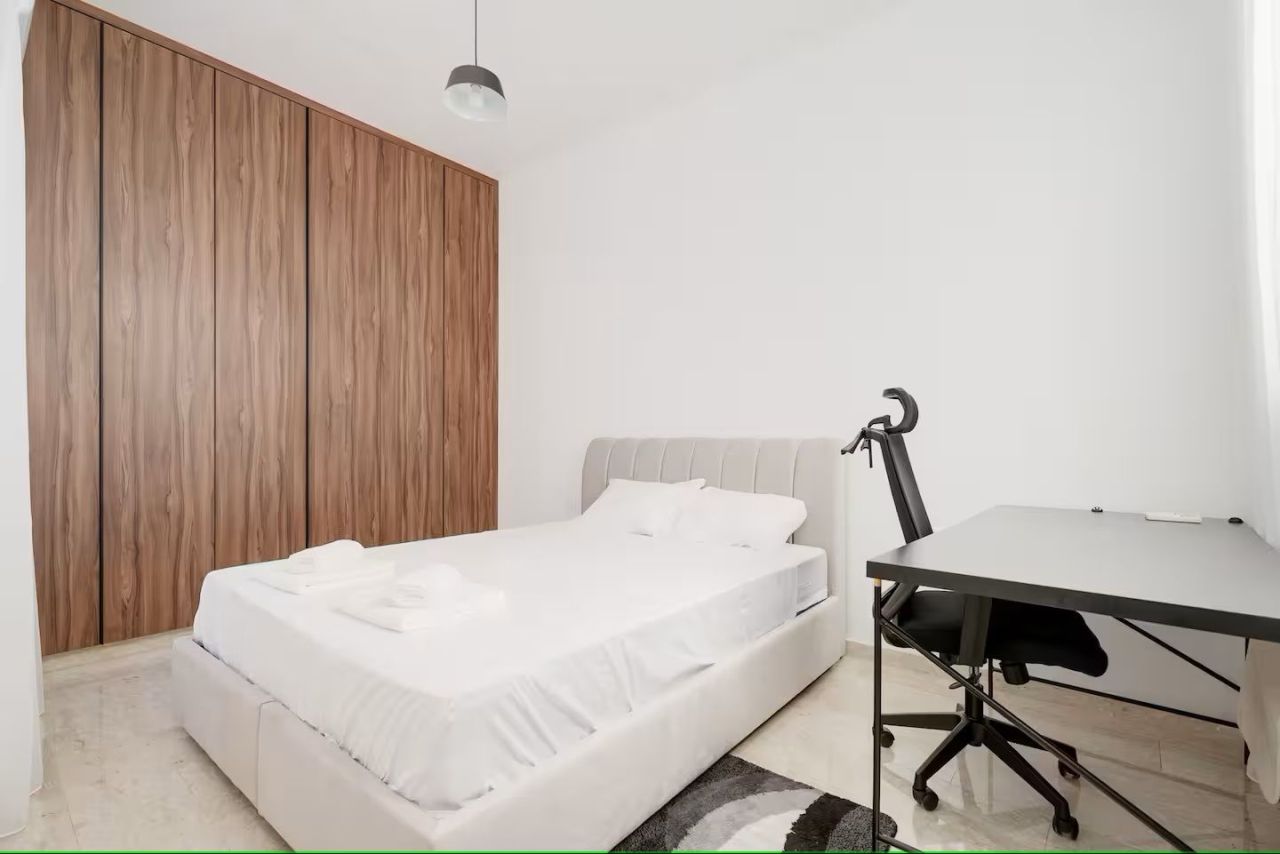 Flat on Finikoudes Beach, Cyprus, 140 m² - picture 12