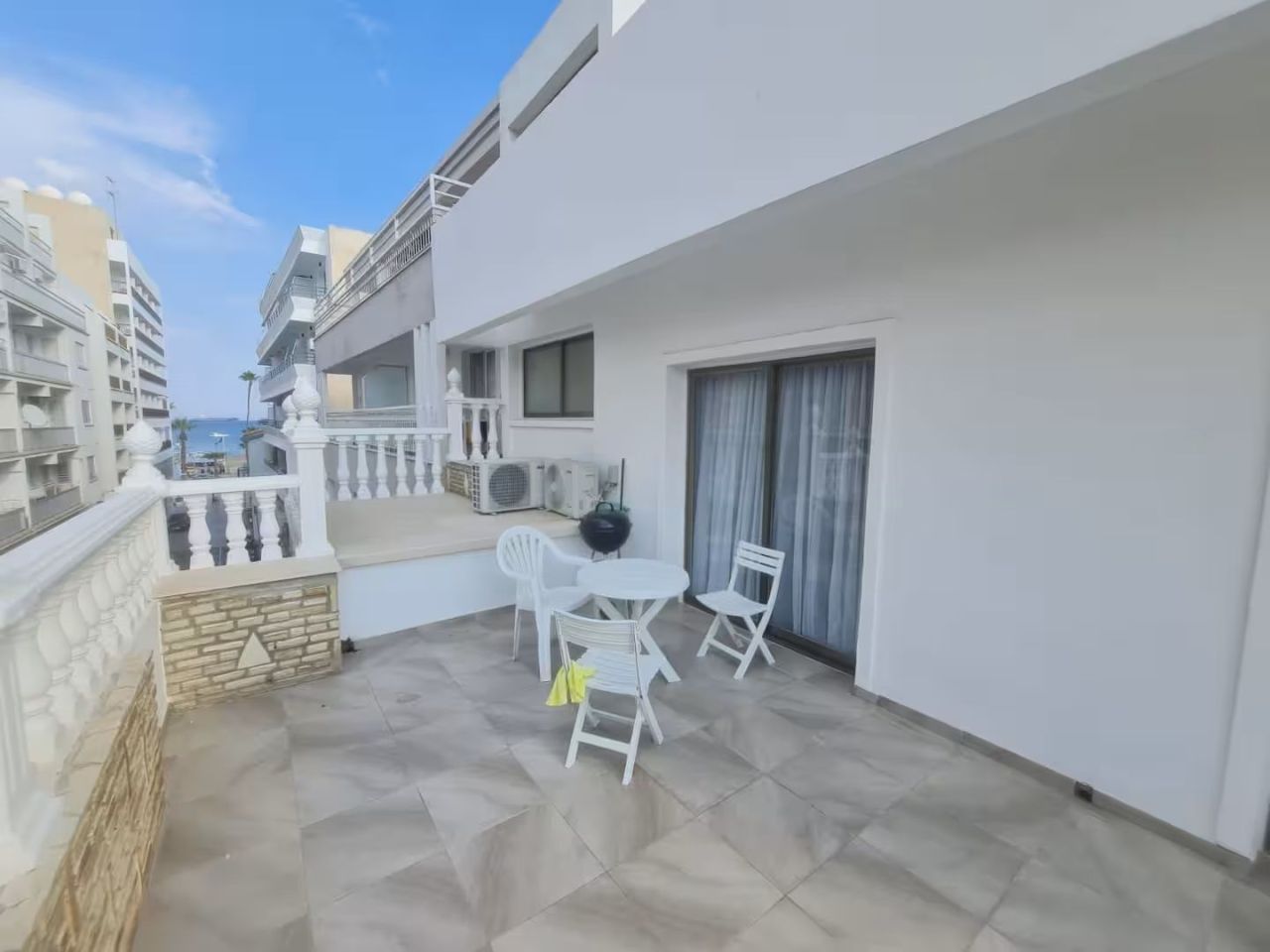 Flat on Finikoudes Beach, Cyprus, 140 m² - picture 18