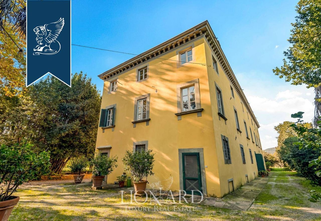 Villa à Lucques, Italie, 1 700 m² - image 3