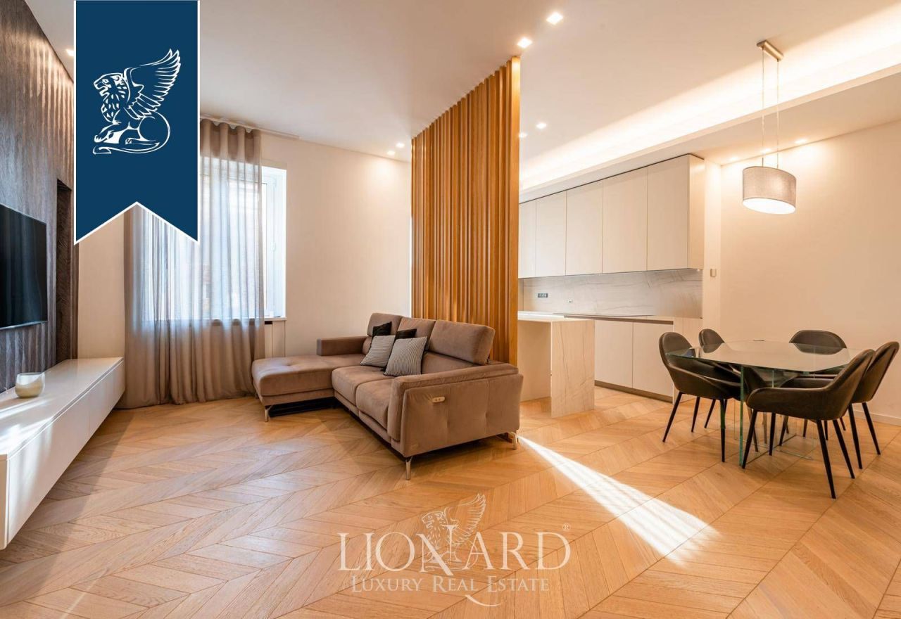 Apartment in Milan, Italy, 106 m² - picture 3