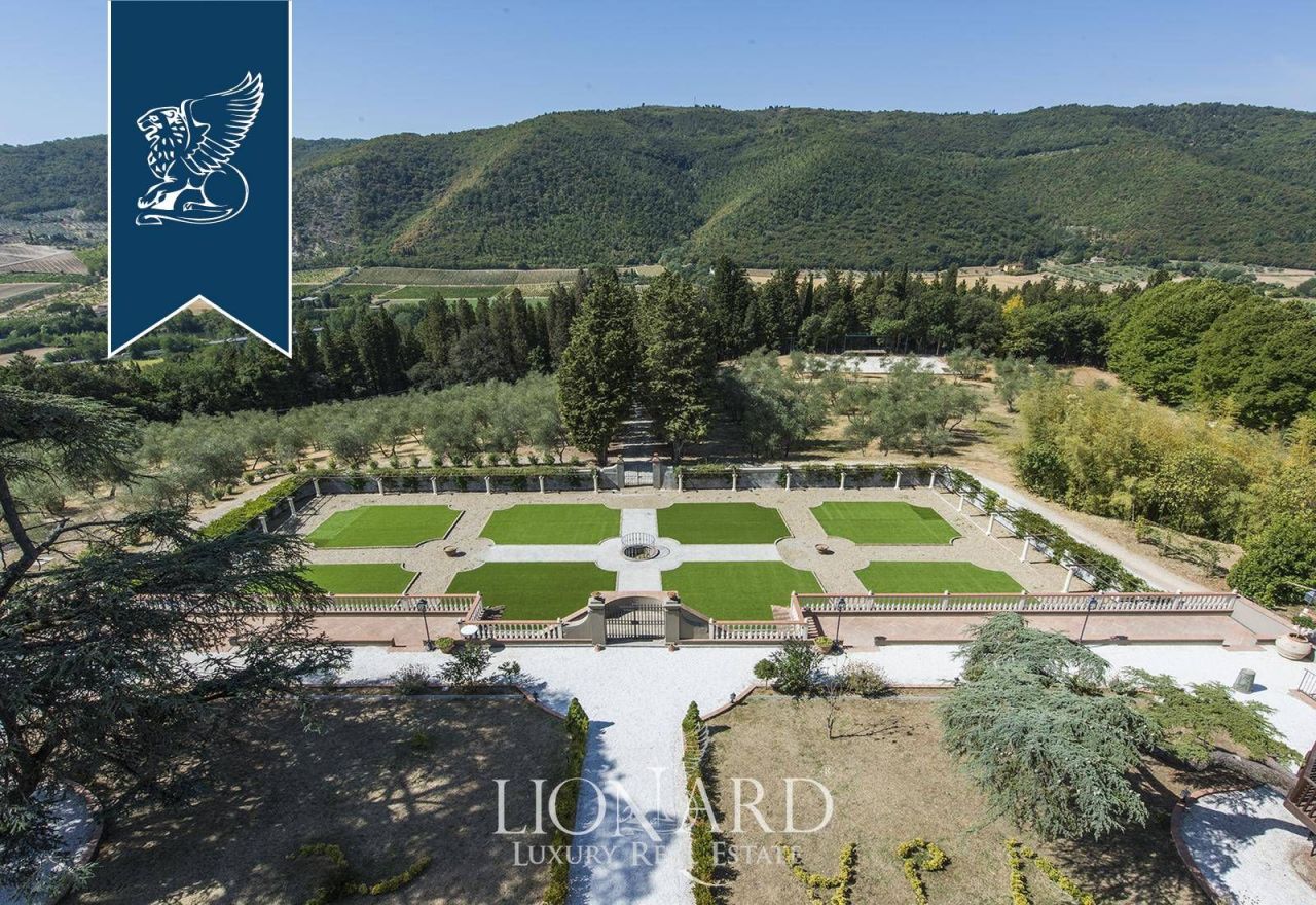 Villa in Florence, Italy, 2 100 m² - picture 5