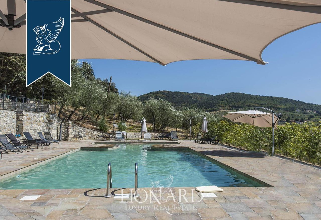 Villa in Florence, Italy, 2 100 m² - picture 8