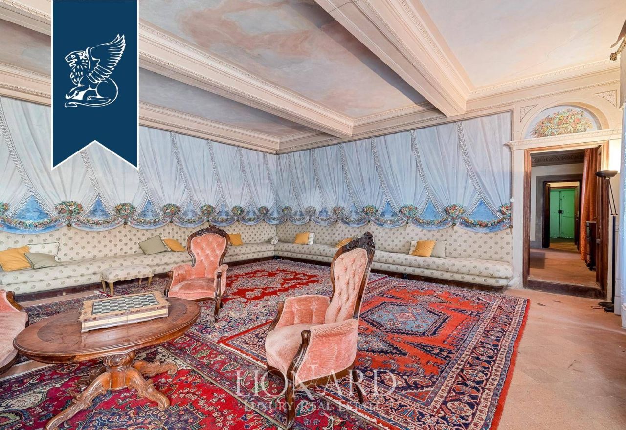 Villa à Lucques, Italie, 1 700 m² - image 12