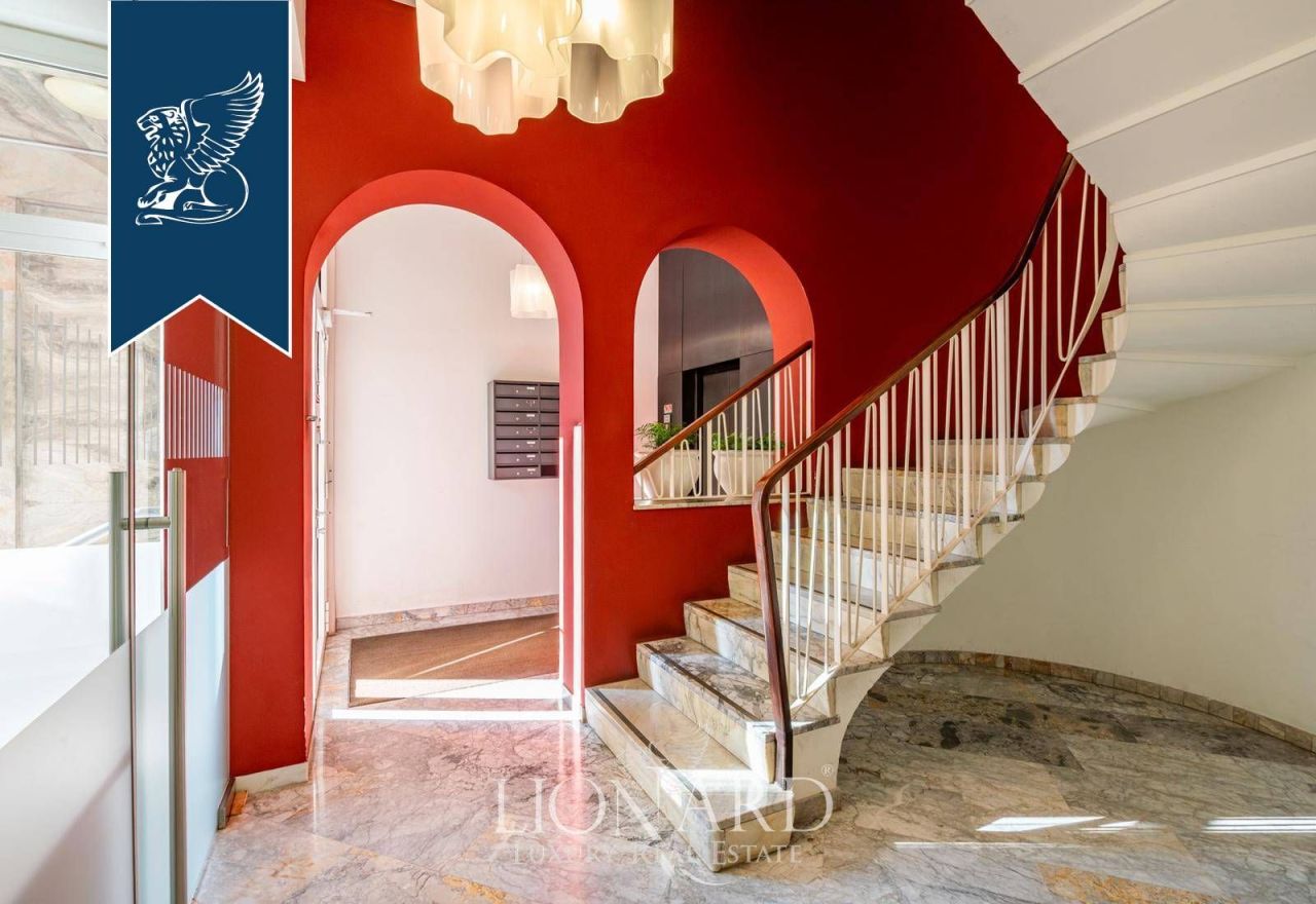 Apartment in Milan, Italy, 106 m² - picture 17