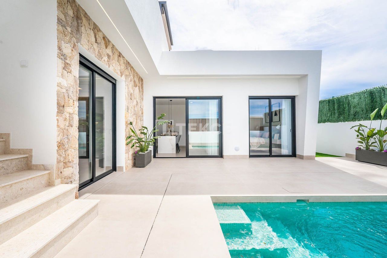 Villa in Torre-Pacheco, Spain, 81 m² - picture 1