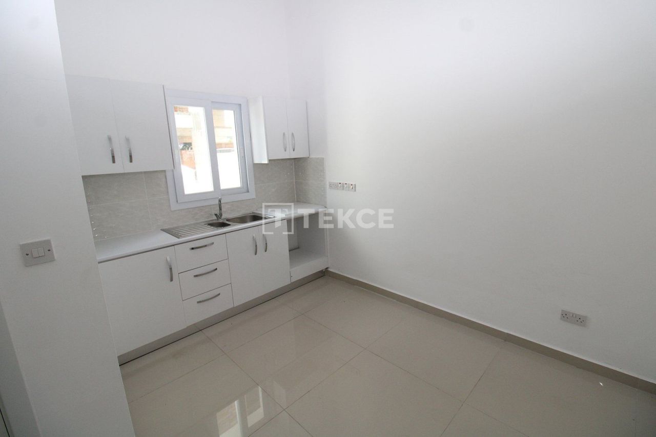 Shop in Kyrenia, Cyprus, 120 m² - picture 10