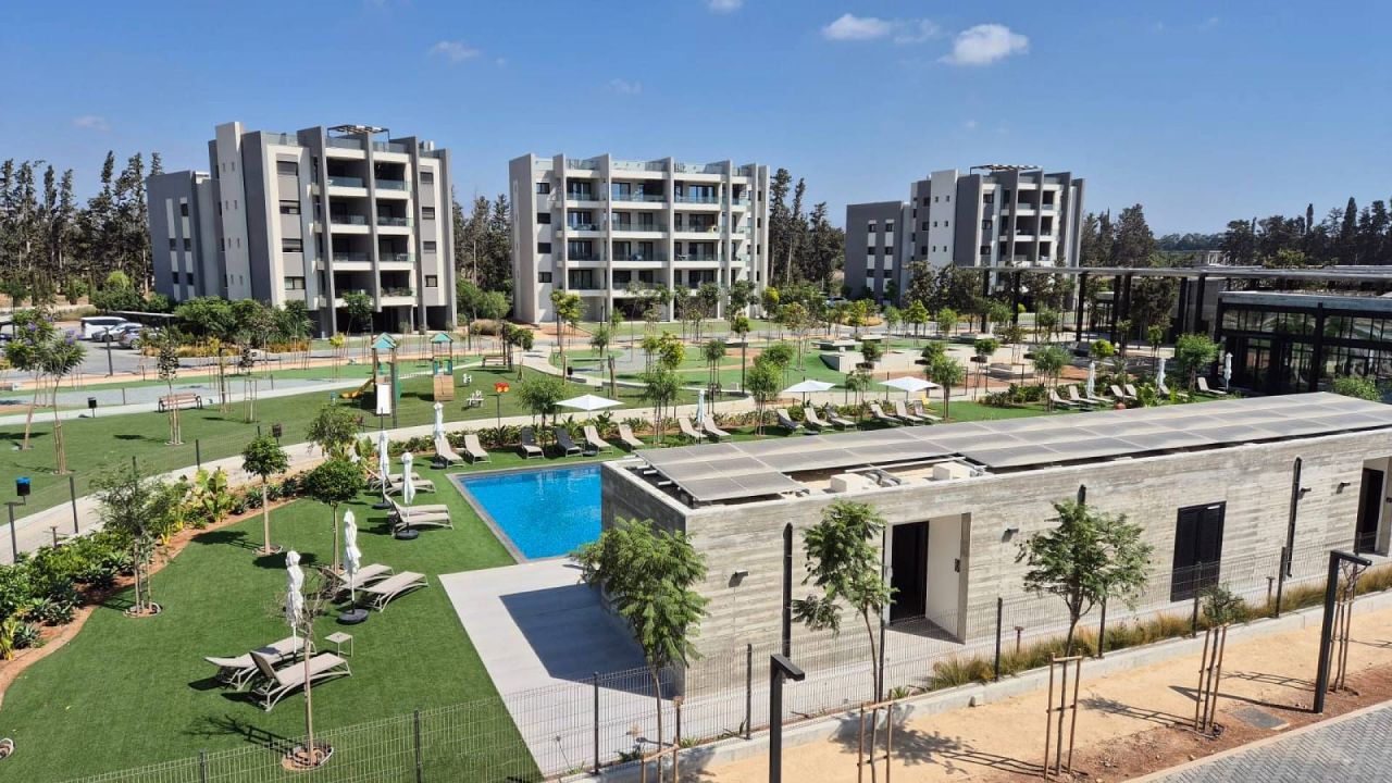 Flat in Limassol, Cyprus, 90 m² - picture 1
