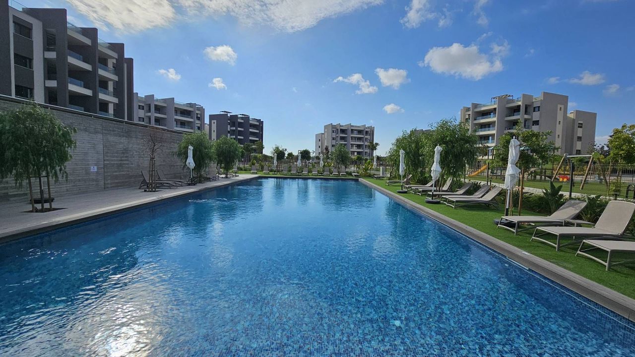 Flat in Limassol, Cyprus, 65 m² - picture 1