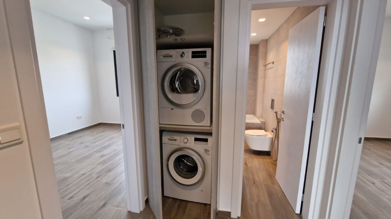 Flat in Limassol, Cyprus, 277 m² - picture 9