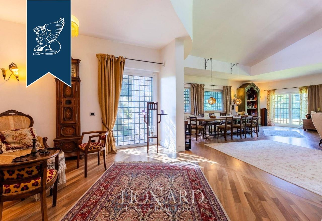 Villa en Roma, Italia, 500 m² - imagen 16