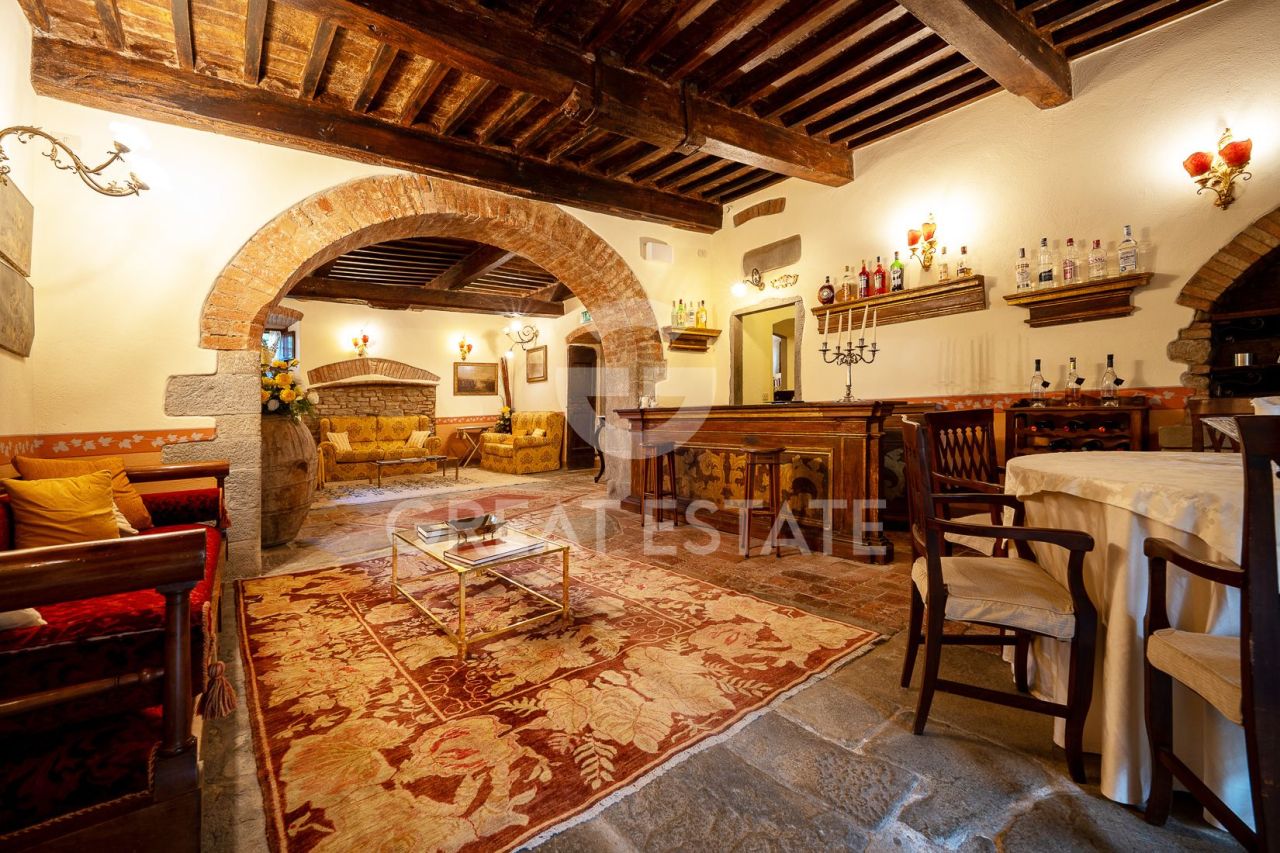 Casa en Cortona, Italia, 944 m² - imagen 12