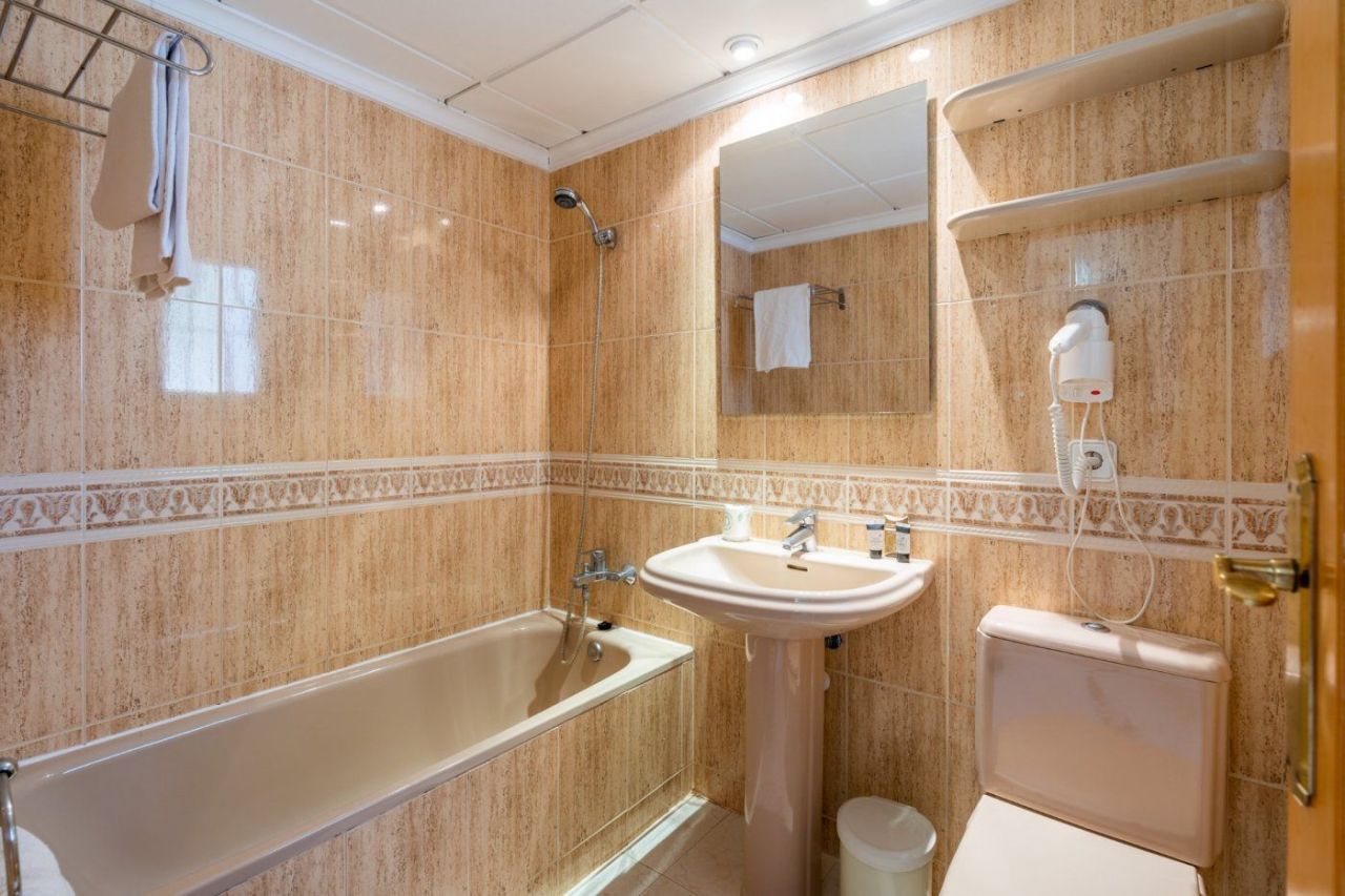 Bungalow in Calp, Spain, 38 m² - picture 14