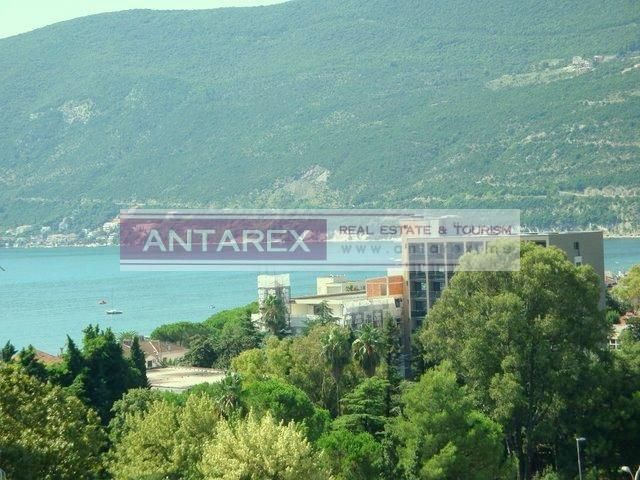 Apartment in Igalo, Montenegro, 70 m² - Foto 1