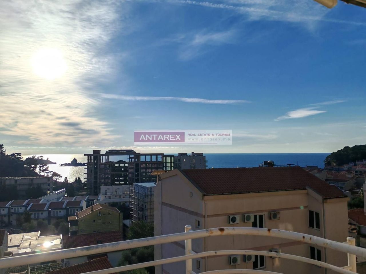 Apartamento en Petrovac, Montenegro, 106 m² - imagen 1