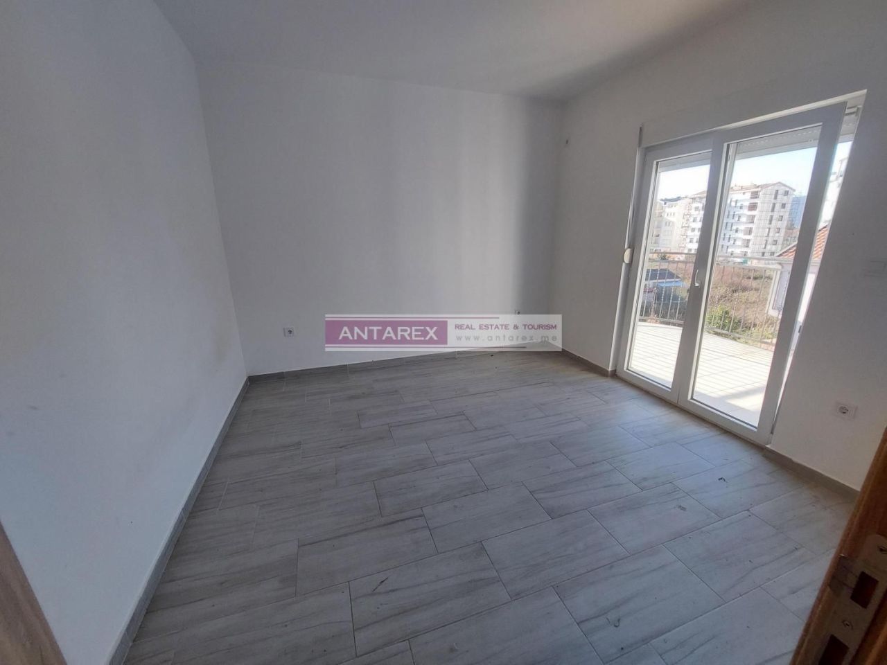 Appartamenti a Bijela, Montenegro, 50 m² - foto 2