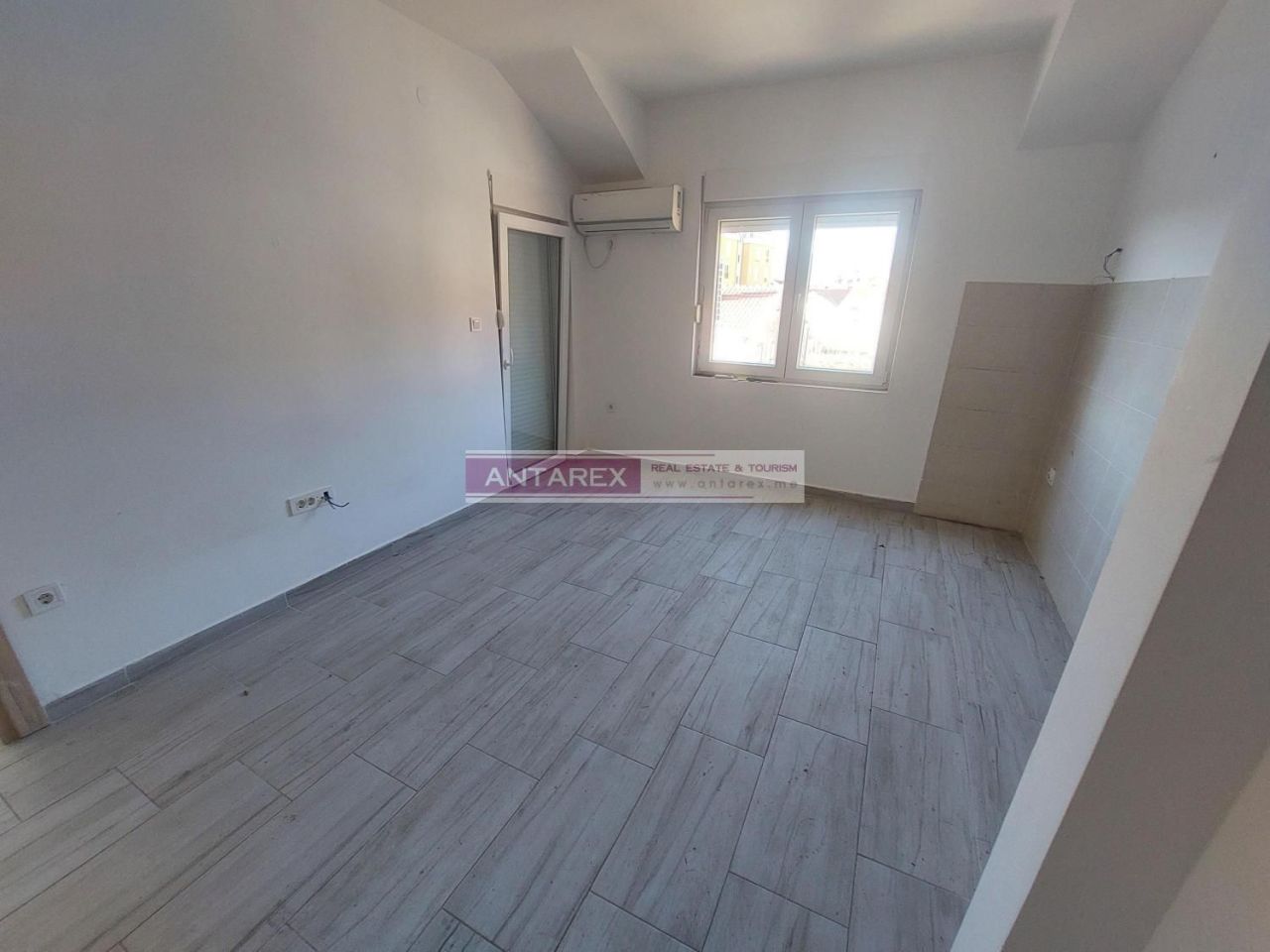 Appartamenti a Bijela, Montenegro, 50 m² - foto 4
