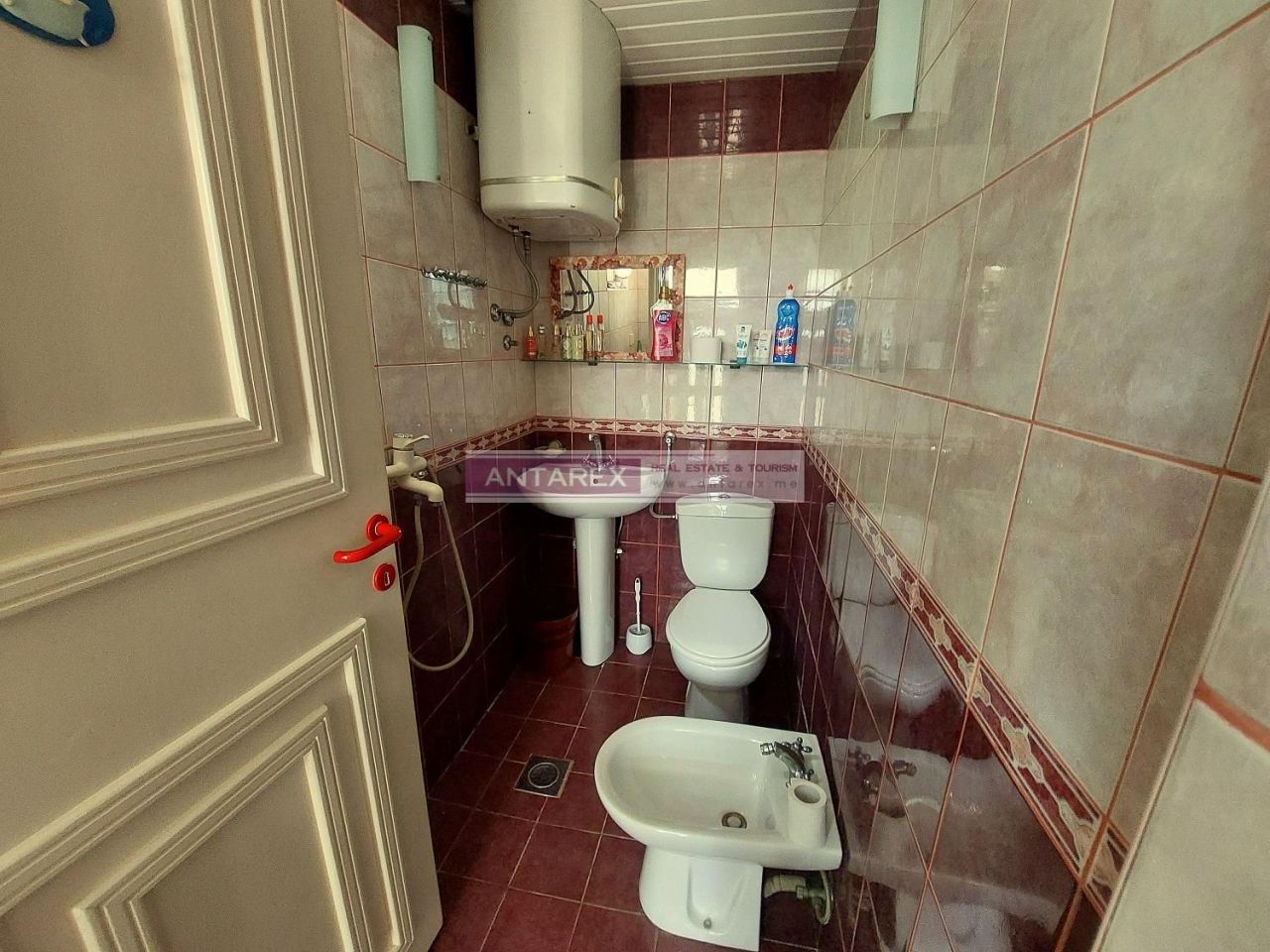 Villa in Bijela, Montenegro, 146 m² - picture 11