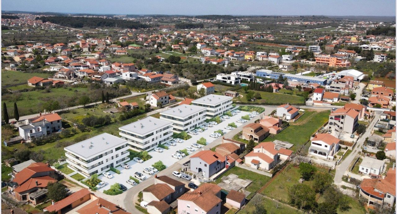 Appartement à Pula, Croatie, 45.39 m² - image 1