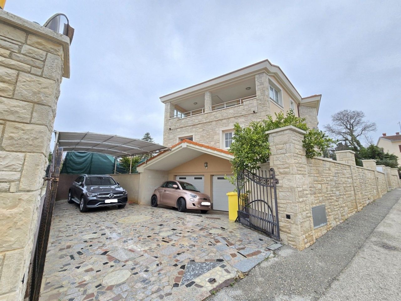 House in Medulin, Croatia, 300 m² - picture 2