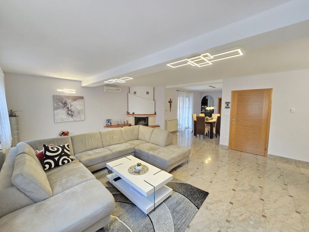 House in Medulin, Croatia, 300 m² - picture 8