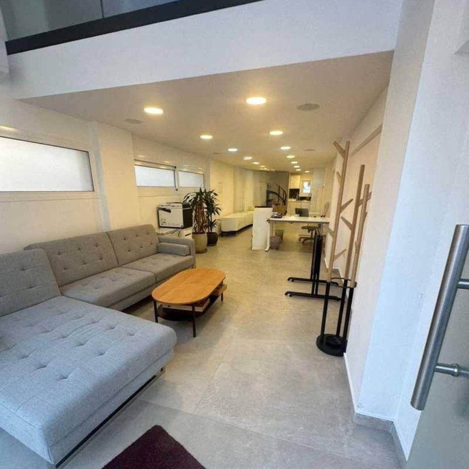 Oficina en Mesa Geitonia, Chipre, 50 m² - imagen 1