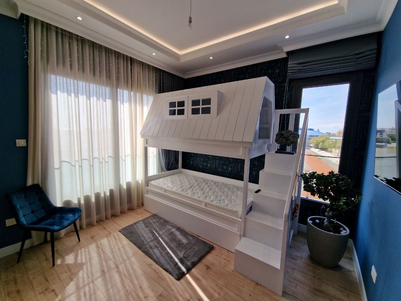 Flat in Germasogeia, Cyprus, 240 m² - picture 12