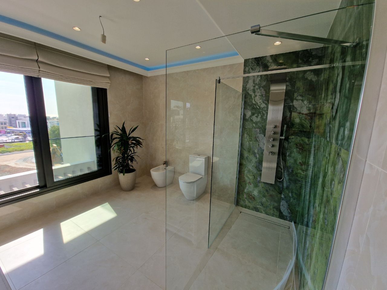 Flat in Germasogeia, Cyprus, 240 m² - picture 14