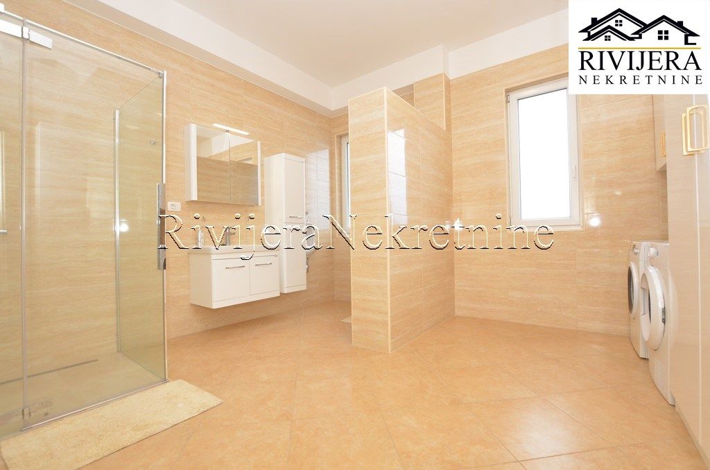 Casa a Herceg-Novi, Montenegro, 256 m² - foto 12