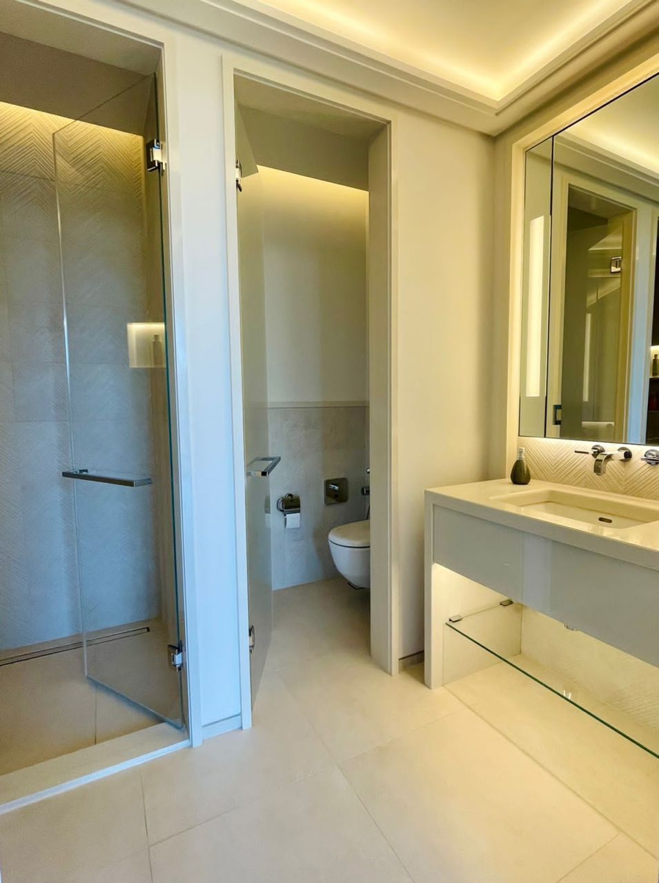 Piso en Tivat, Montenegro, 146 m² - imagen 16