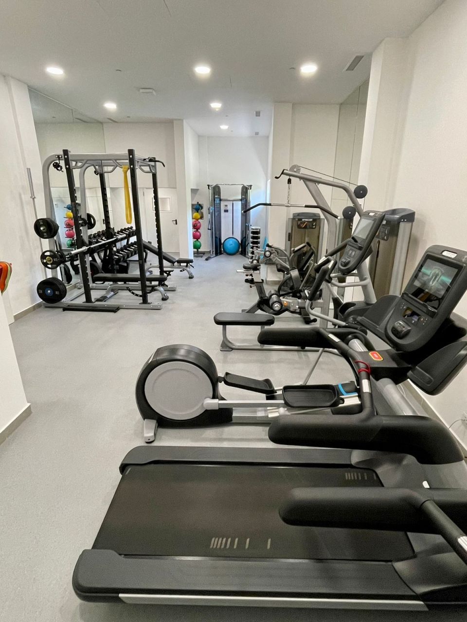 Piso en Tivat, Montenegro, 146 m² - imagen 17