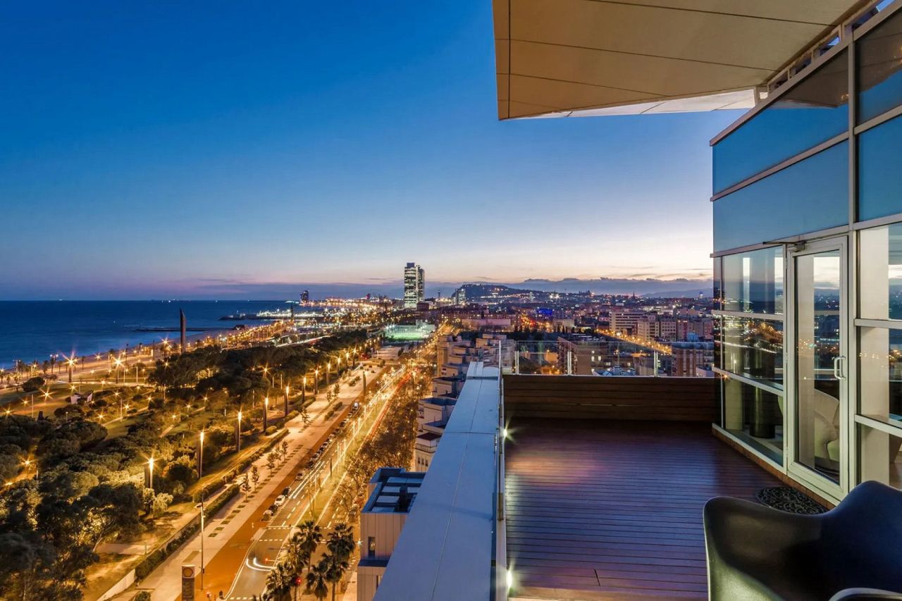 Wohnung in Barcelona, Spanien, 134 m² - Foto 1