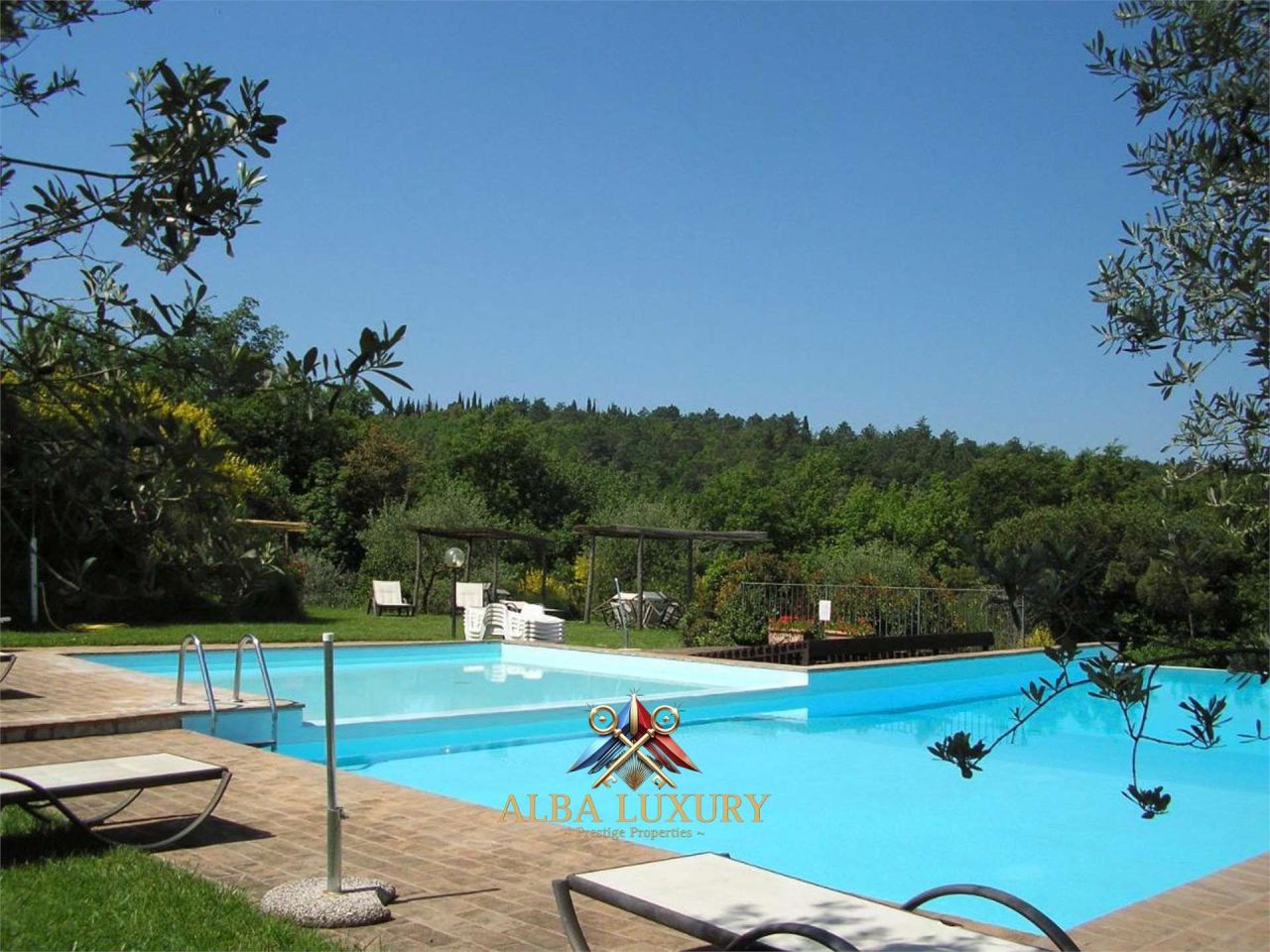 Apartment via pozzolo, Italien, 2 000 m² - Foto 1