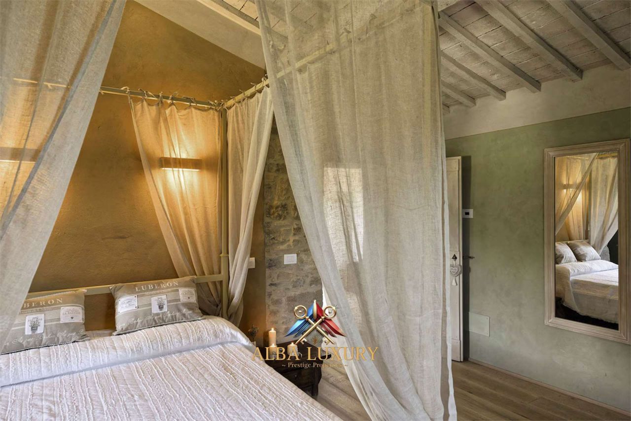 Villa à Torrita di Siena, Italie, 320 m² - image 16